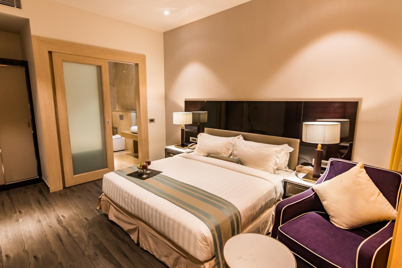 Amara Gateway Hotel Moradabad Exterior foto